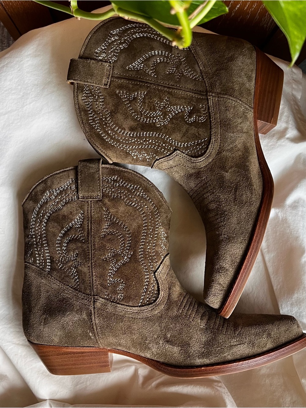 ba&sh Green Suede Western Ankle Booties US 8 / 38